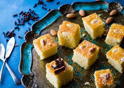 semolina-cake-cloves-star-anise-cinnamon-orange-almonds-sesame-tray